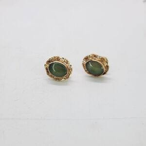 Vintage 50's 12K Gold Filled Filigree Frame Jade Oval Screw Back Earrings EUC